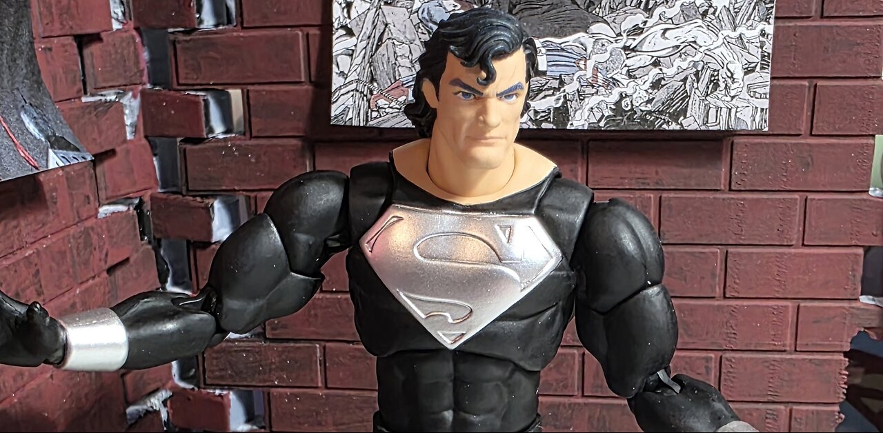 New review live tomorrow! Mafex for the win?
