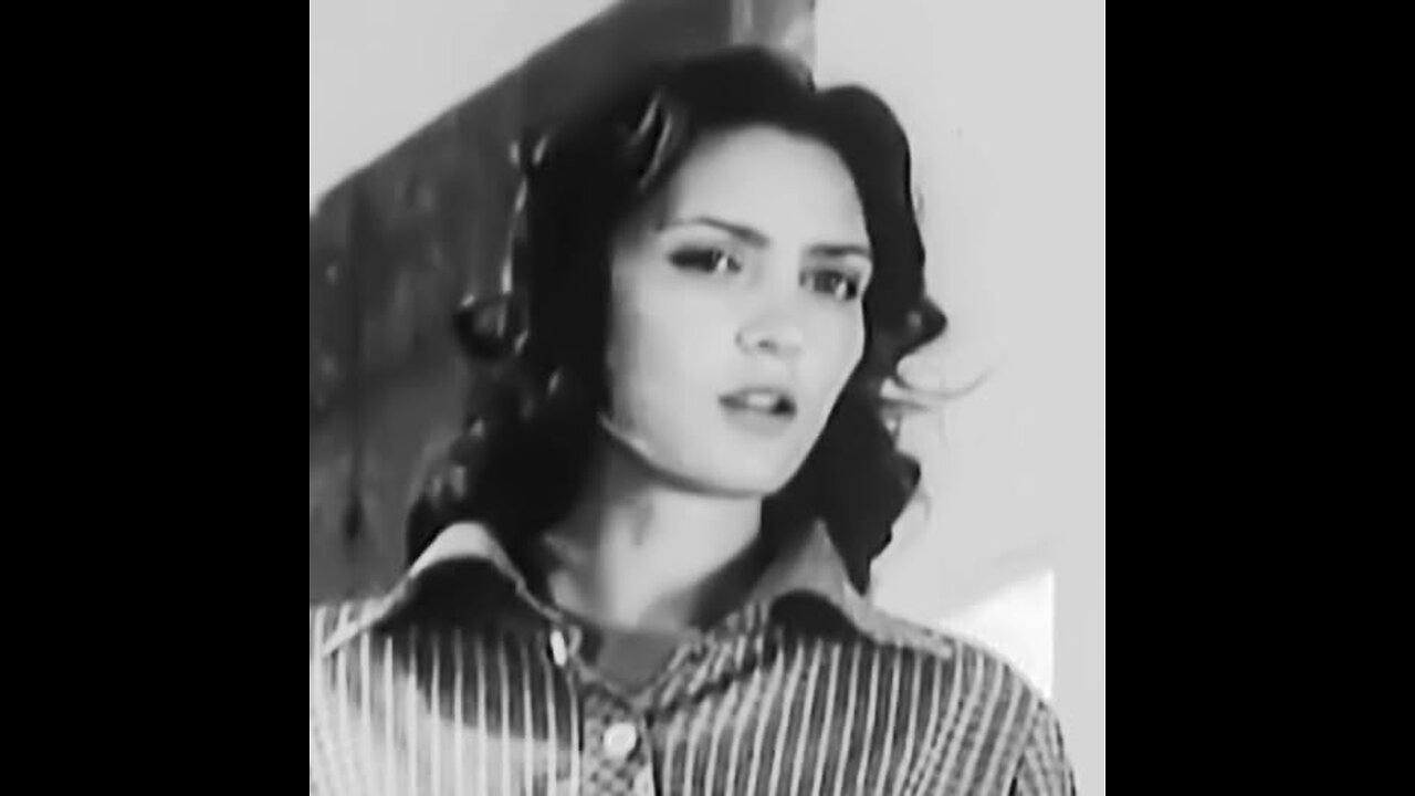 Adriana Ceko - Gjeni Titullin e kenges dhe kur eshte kenduar