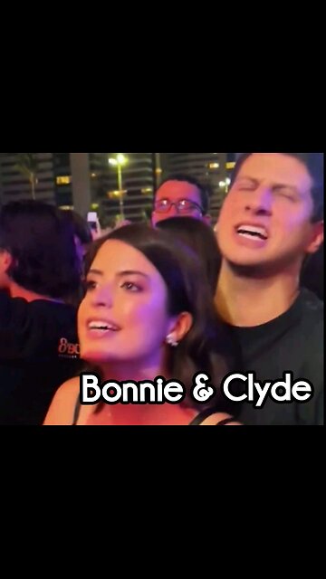 Bonnie & Clyde: Pão e circo!! Dizem que essa dupla é o futuro da esquerda.