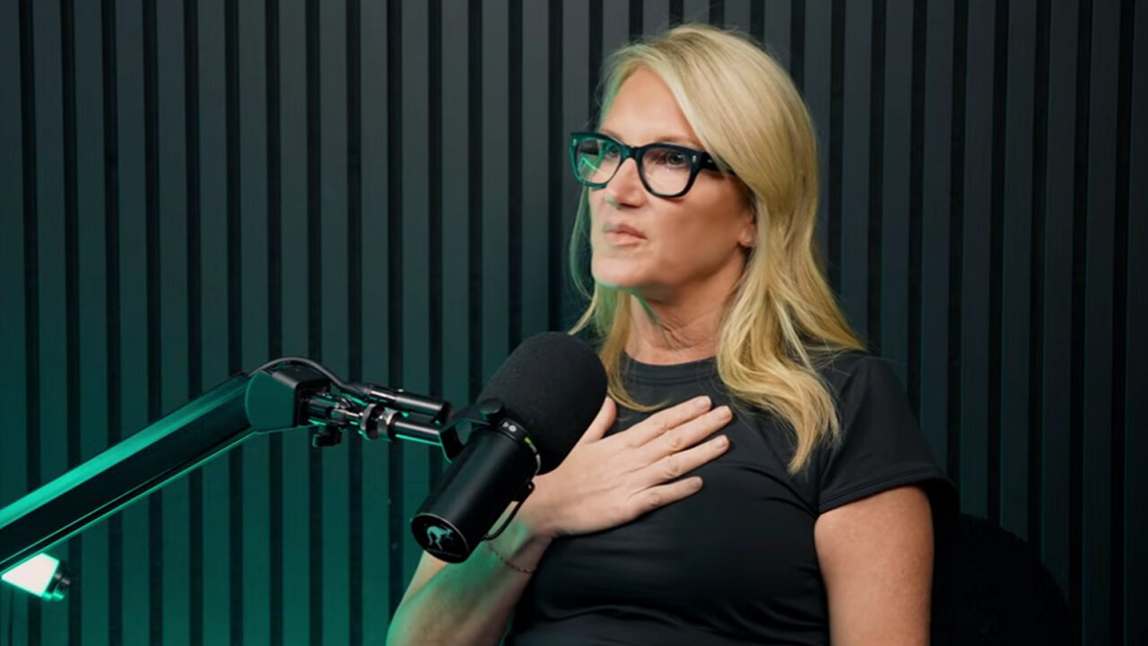 How to Defeat Your Stress, Anxiety & Inaction - Mel Robbins – Podcast Recap