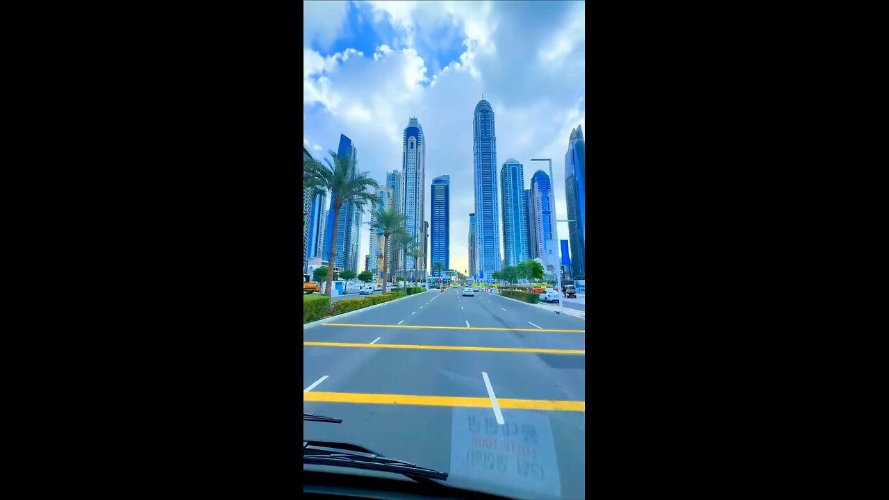 Dubai Driving 😍 #Dubai #Dxb #Life #Road #dubairoad #shortsyoutube #Shorts #love #friends #reels