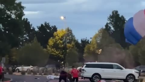 🤯👍 Watch These Retired Combat Marines Pull Off An Insane Skydiving Routine! | FeedMyCuriosity