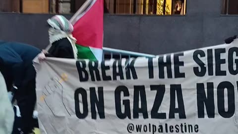 New Yorkers support the UK hunger strikers.