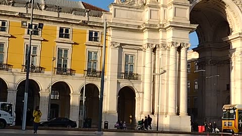 129 Omni travel vlog Portugal