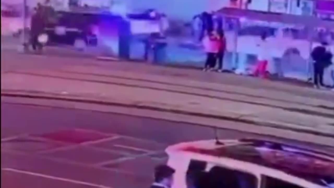 Shamsud-Din Jabbar, navigated around a police car in New Orleans