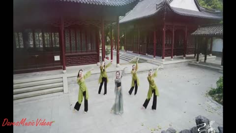 Paul McCartney & Wings. With A Little Luck