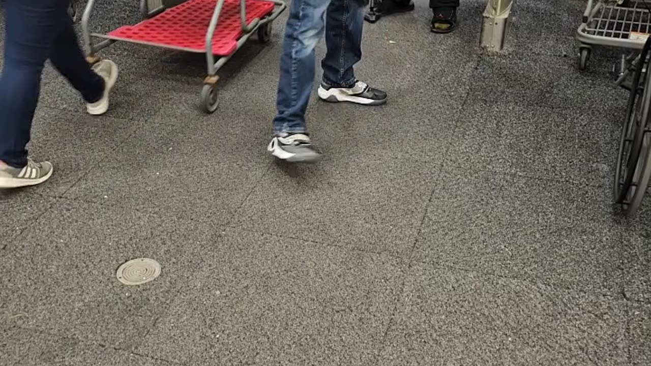 Costumer Starts Yelling Over Alleged Racial Profiling