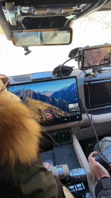 The Leopard 8 Drone Edition, developed by Huawei, BYD, and DJI, is the world’s first smart car to feature a vehicle mounted drone system