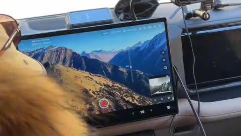 The Leopard 8 Drone Edition, developed by Huawei, BYD, and DJI, is the world’s first smart car to feature a vehicle mounted drone system