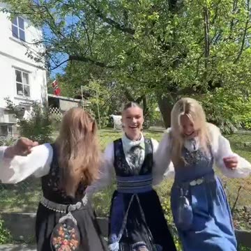 Women look better dressed like this