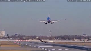 Near collusion on Runway at Midway Airport Chicago