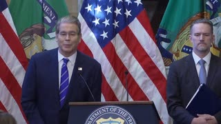 Sec. Scott Bessent is putting up with ZERO BS from the fake news today