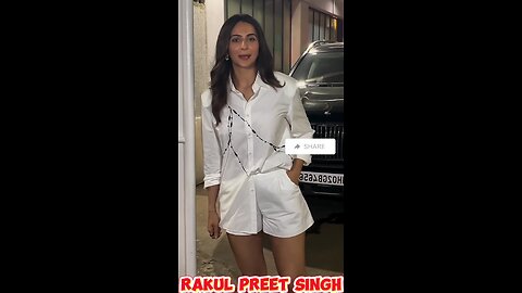 Bollywood Actress Rakul Preet Singh Seen Last Night at Bandra 🔥🌹♥️