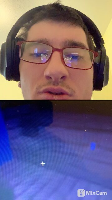 My reaction to mmjoemele playing Minecraft