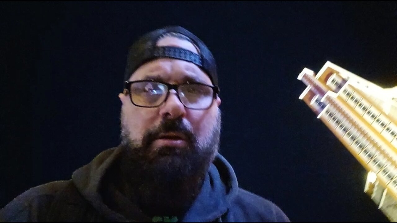 🛑 OG GEEZER IN LAS VEGAS DOES HE SUPPORT 🪀yoYo🪀OR SCRIBBLES? 11-28-25