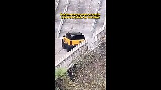 Todoterreno Chery provoca daños en monte Tianmen durante una prueba fallida