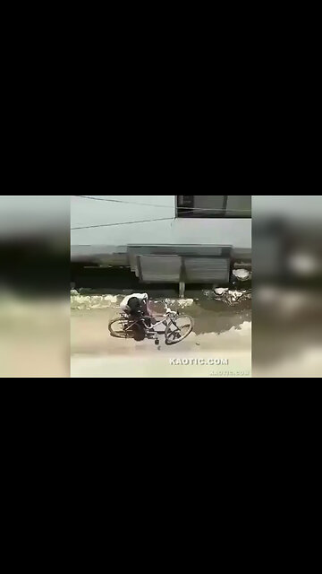 Guy steals panties with the help of a stick -Brazil