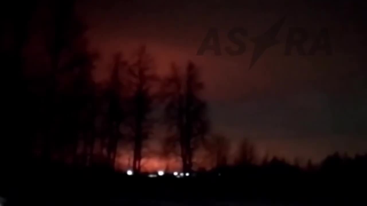 🔥 Loud explosions in Starodub, Bryansk region. One of the factories was attacked!