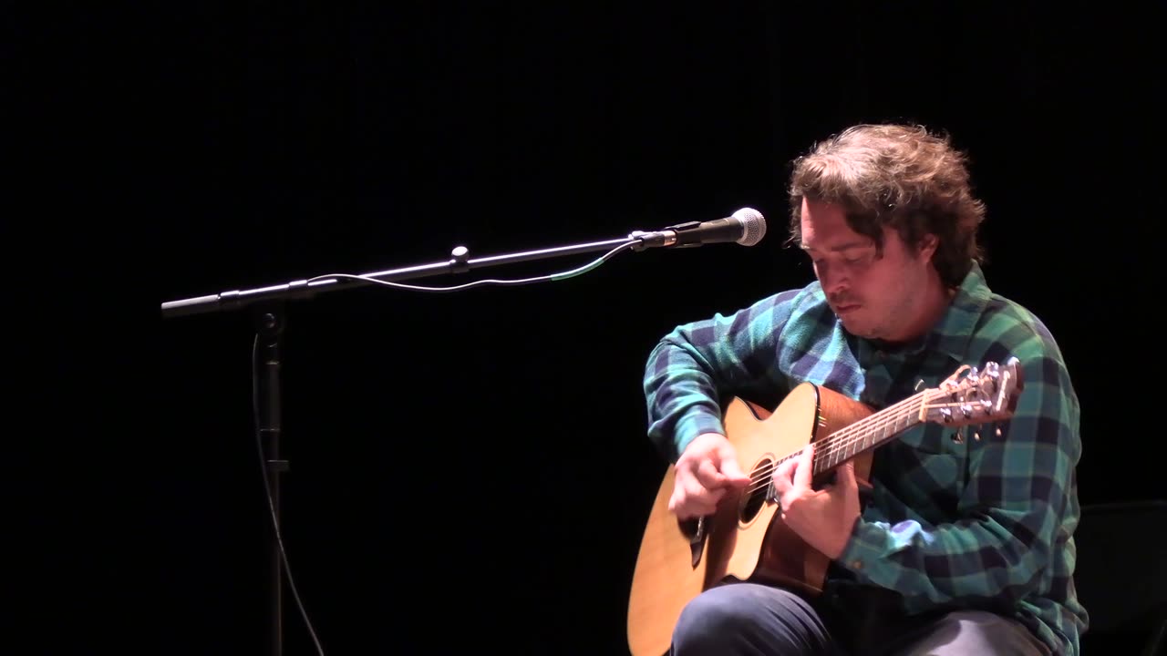 Fingerstyle Guitar Showcase - Zephyr Grey - #37 (2024)