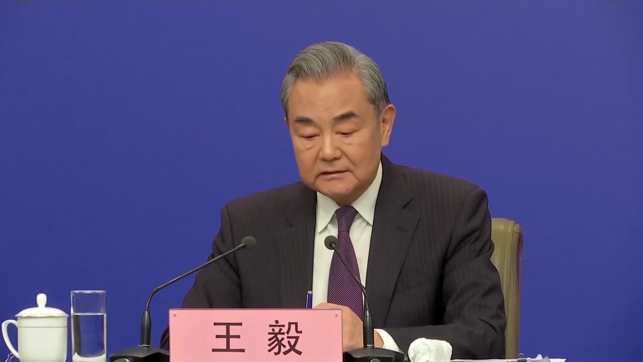 'Major powers should not bully the weak': Chinese foreign minister