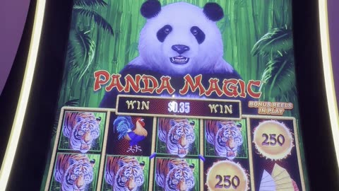 Low-Roll Panda Magic Bonus 🎰🎊🐼