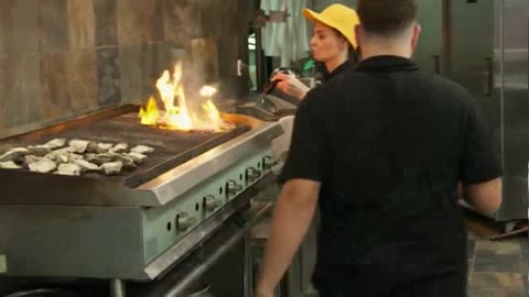 Kitchen Nightmares - Season 9 Episode 2 - Iberville- The Nightmare Continues