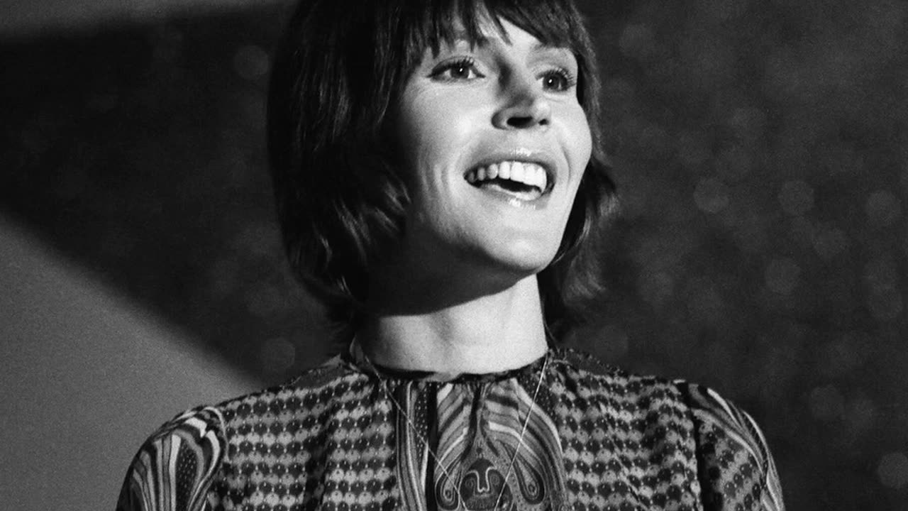 Happy "Heavenly" Birthday to HELEN REDDY