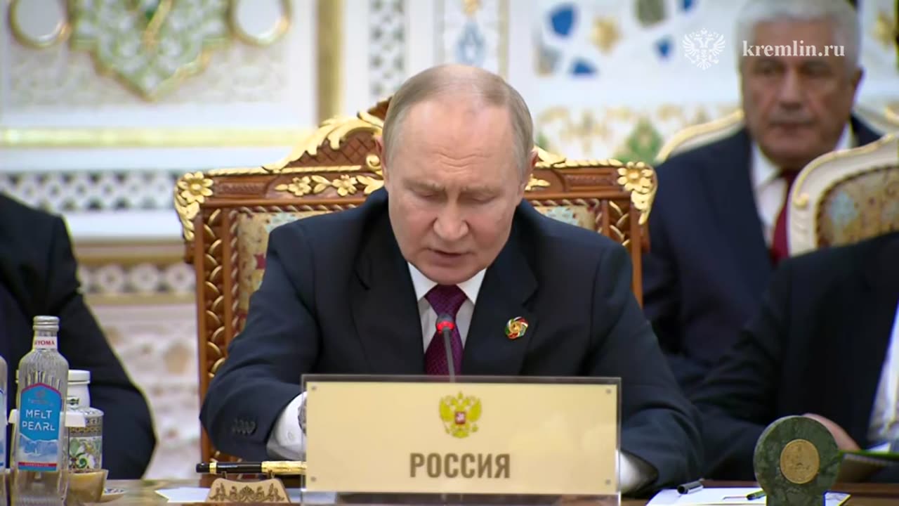 заявил Владимир Путин на заседании второго саммита