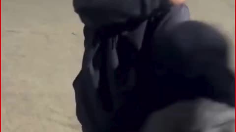 Indore: Woman Beats Supervisor with Slippers Over Harassment & Conversion Pressure