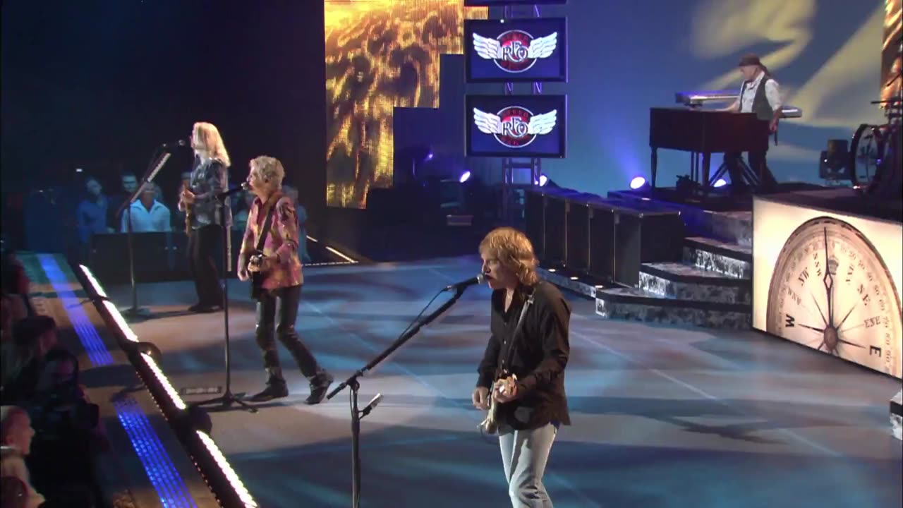 Find Your Own Way Home - REO Speedwagon (live)