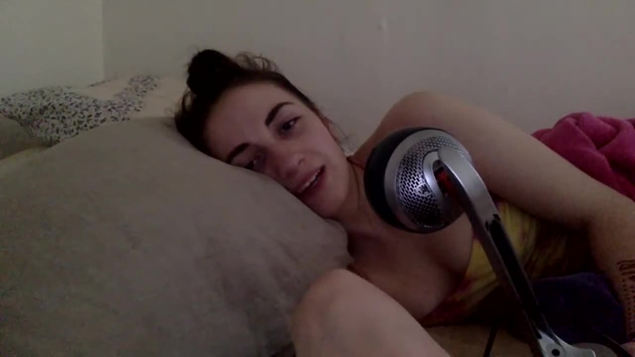 Rowan Gannon: why am i still awake _ chill w me.