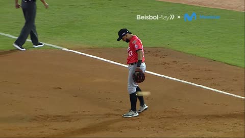 Eduardo Torrealba montando el show desde el inicio