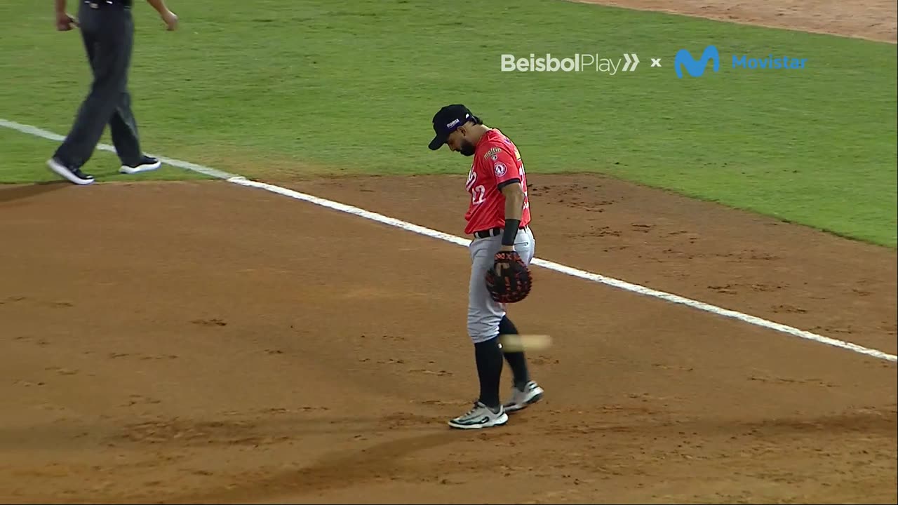 Eduardo Torrealba montando el show desde el inicio