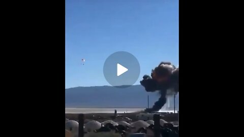 US Air Force Thunderbirds F-16 Jet Crashes During Training! 12-3-2025