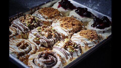 The Ultimate Soft & Fluffy Cinnamon Rolls Recipe | سر السينابون القطني اللي بيدوب في البق