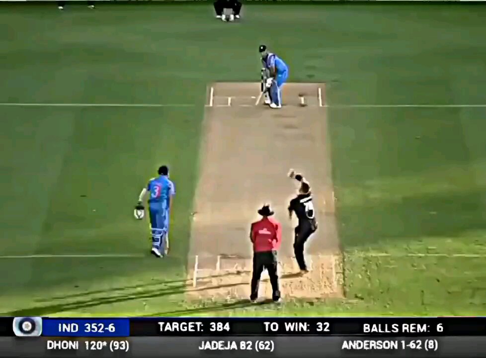 MS Dhoni's explosive batting