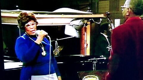 Ella Fitzgerald 1974 I Can't Give You Anything But Love Live