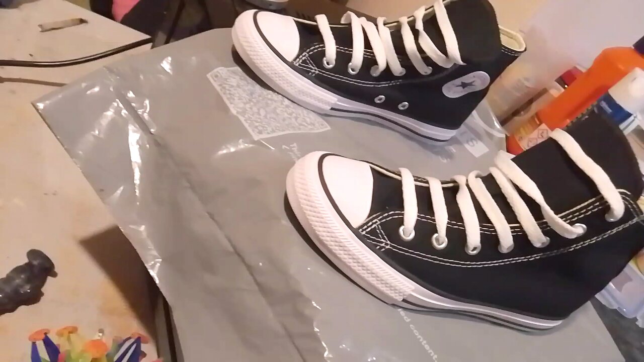 Anyone Re-Lace Boxfresh Converse