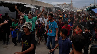 HAMAS SURRENDERS, ISRAELIS - AND GAZANS! - CELEBRATE: All they are saying is, "Give peace a chance"