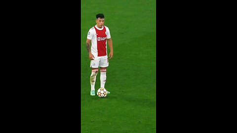 The pass 😍 the control 😮‍💨
