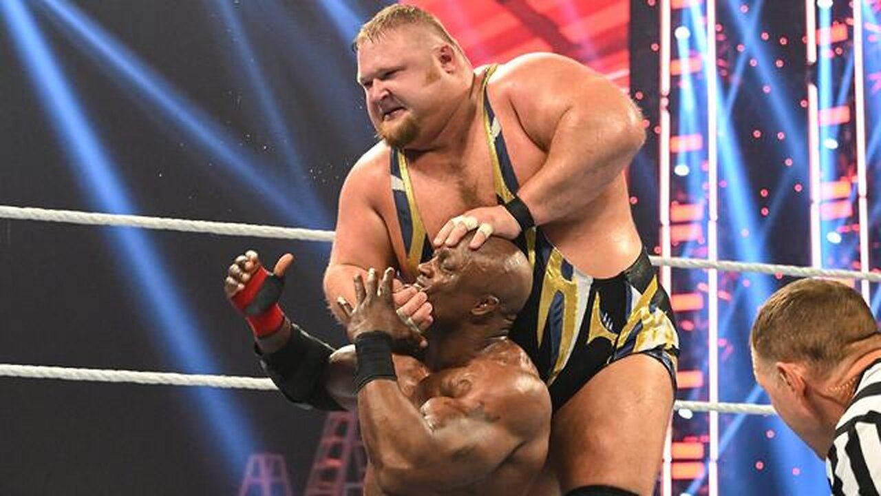 Bobby Lashley vs. Alpha Academy – 2 on 1 Handicap Match: Raw, June 27, 2022 @wwefree