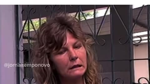 Mulher criava leão no quintal de casa em 1992