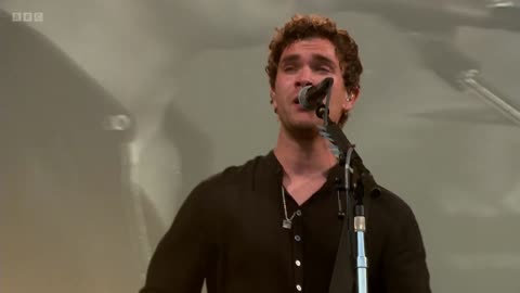 Come on Over - Royal Blood (live)