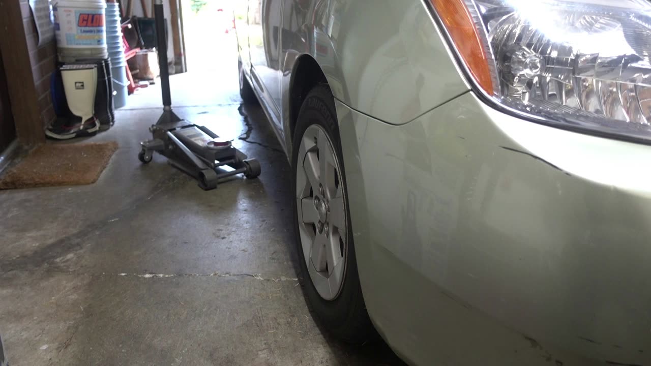 2007 Toyota Prius Oil Change