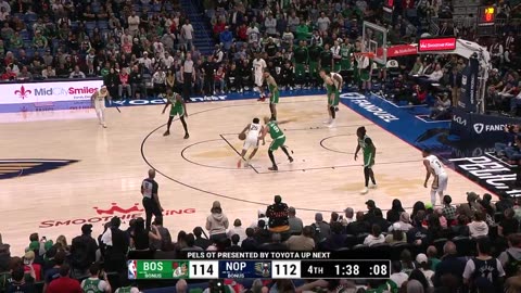 NBA - 40 FOR TREY MURPHY III ON THE AND-1 😤