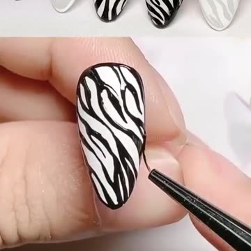 Flower Nail Art Design