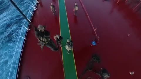 🇫🇷🇷🇺 - The French Navy releases footage of its operation to seize the sanctioned Russian tanker