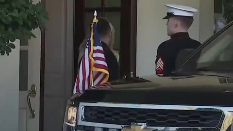 Zelenski abandona la Casa Blanca tras finalizar su reunión con Trump
