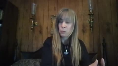 Degenerated humanoid - Andrea Martin