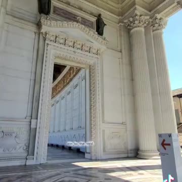 There was a period in time where humans were living alongside giants